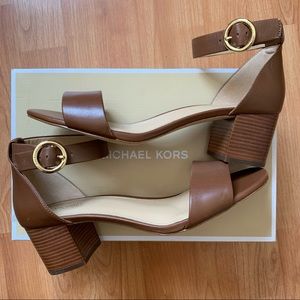 New Michael Michael Kors Brown Lena Sandals